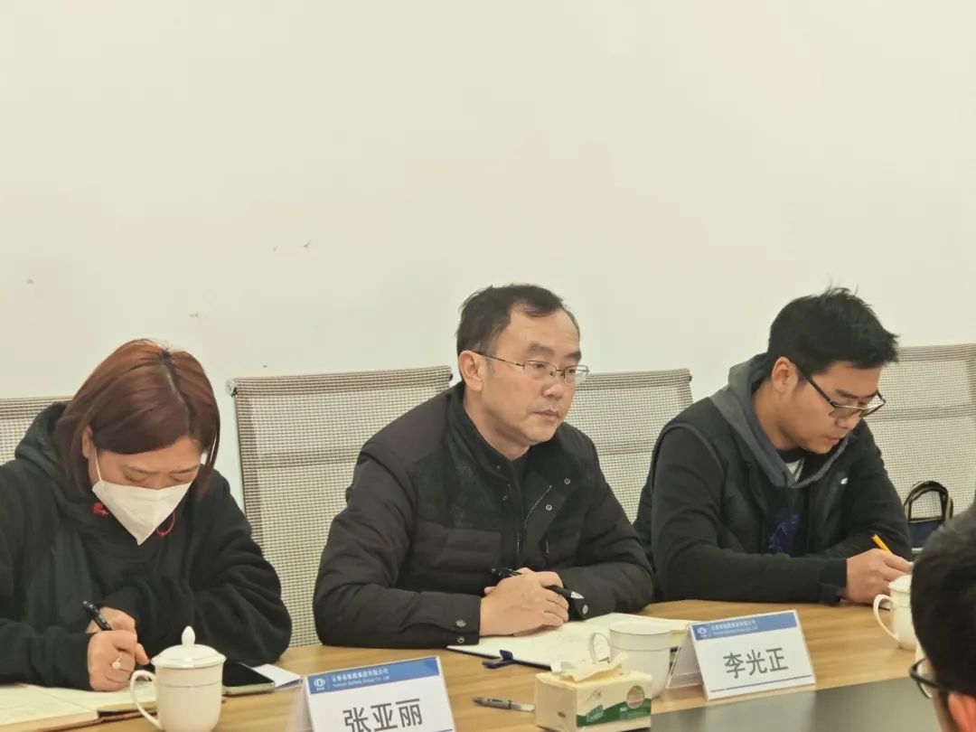 2023-2-2-李光正带队到群驰公司调研1.jpg