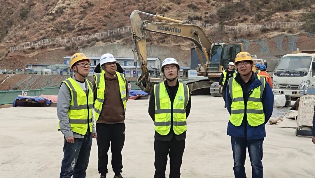 2023-2-22-李光正带队到宾鹤项目检查.jpg